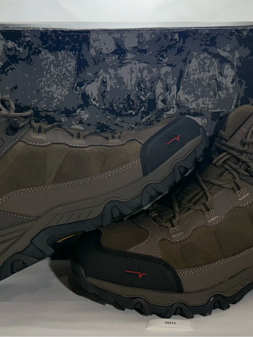 Men's Olive Brown Trail Boots with Rugged Grip
